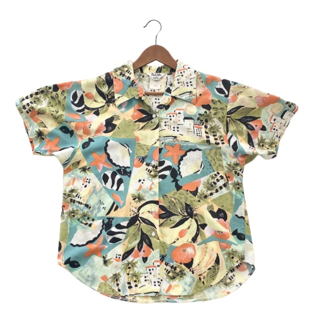 Vintage 90s Retro Style Coastal Button Down Top